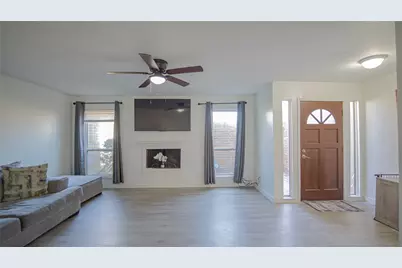 10662 Bexley Drive, Houston, TX 77099 - Photo 11