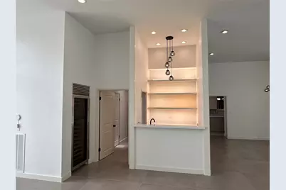 5127 S Braeswood Boulevard, Houston, TX 77096 - Photo 7