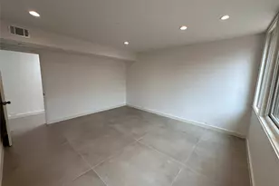 5127 S Braeswood Blvd, Houston, TX 77096 - Photo 21
