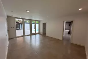 5127 S Braeswood Blvd, Houston, TX 77096 - Photo 13