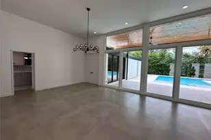 5127 S Braeswood Blvd, Houston, TX 77096 - Photo 13