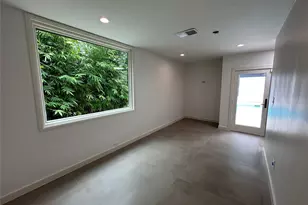 5127 S Braeswood Blvd, Houston, TX 77096 - Photo 19