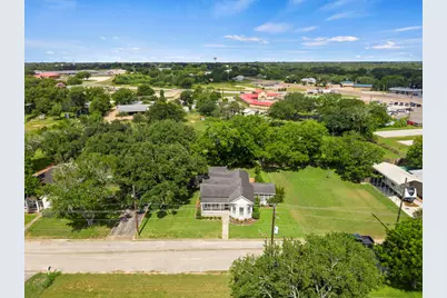 206 Mulberry Street, Hallettsville, TX 77964 - Photo 23