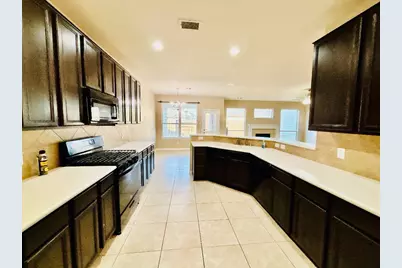 9947 Valance Way, Conroe, TX 77385 - Photo 9