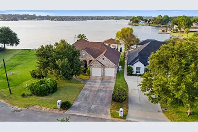 14030 Shoreline Drive, Willis, TX 77318 - Photo 29