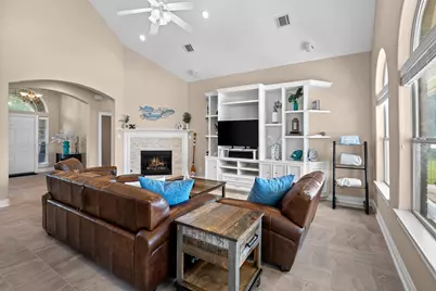 14030 Shoreline Drive, Willis, TX 77318 - Photo 9