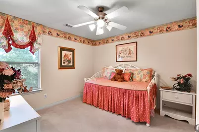 10 Clarewood Court, The Woodlands, TX 77385 - Photo 27