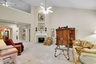 10 Clarewood Court, The Woodlands, TX 77385 - Photo 11