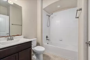 3914 Kellys Falls Ln, Katy, TX 77494 - Photo 19