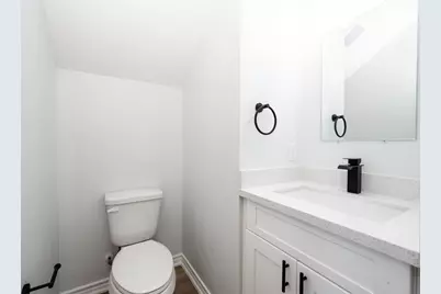 2024 Hampton Street #A B, Houston, TX 77088 - Photo 13