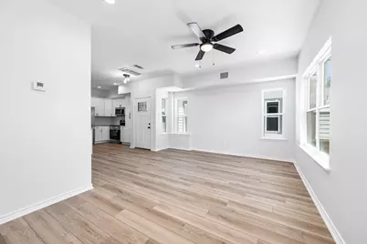 2024 Hampton Street #A B, Houston, TX 77088 - Photo 5
