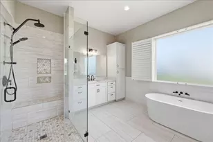 6842 Cherry Bayou Dr, Baytown, TX 77523 - Photo 27