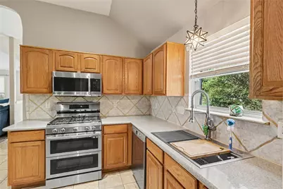 12418 Lovie Lane, Conroe, TX 77302 - Photo 9