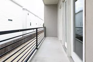 1140 W 24th St, Houston, TX 77008 - Photo 5