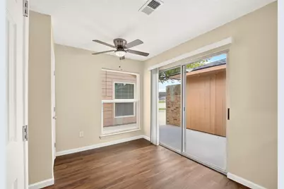8702 Parkway Forest Drive, Houston, TX 77044 - Photo 17
