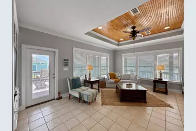 944 Raymond, Crystal Beach, TX 77650 - Photo 39