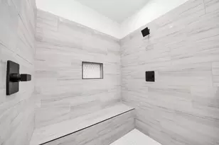 5319 Kindred Gdn Ln, Houston, TX 77091 - Photo 37