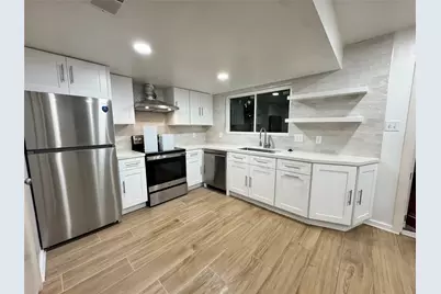 10002 Knoboak Drive #43, Houston, TX 77080 - Photo 5