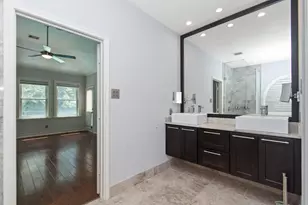 23 Vista Mill Pl, The Woodlands, TX 77382 - Photo 19