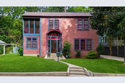 1918 Avenue L 1/2, Huntsville, TX 77340 - Photo 1