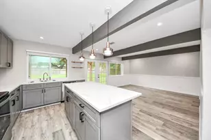 9638 Ravensworth Dr, Houston, TX 77031 - Photo 13