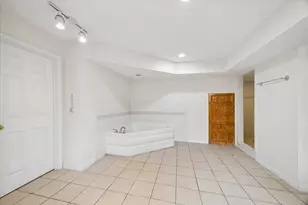 1740 Crownover Rd, Houston, TX 77080 - Photo 19
