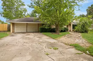 1740 Crownover Rd, Houston, TX 77080 - Photo 1