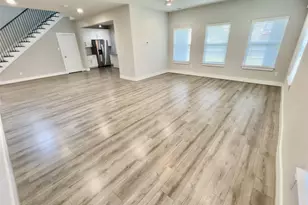 4301 Clover St, Houston, TX 77051 - Photo 13