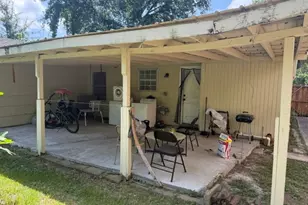 8535 Rockhill Street SE, Houston, TX 77061 - Photo 5