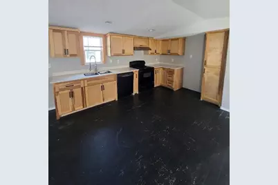 310 Paddock Road #4, Willis, TX 77378 - Photo 5