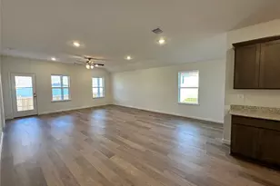 1724 San Jacinto, Brenham, TX 77833 - Photo 3