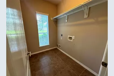 2047 Lulach Lane, Conroe, TX 77301 - Photo 7