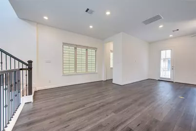 1417 Adell Rose Ln, Houston, TX 77043 - Photo 17