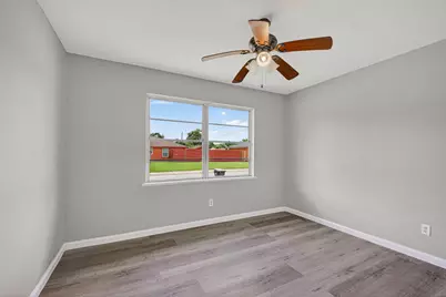 701 Oriole Lane, Pasadena, TX 77502 - Photo 21