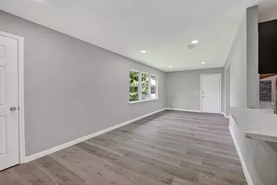 701 Oriole Lane, Pasadena, TX 77502 - Photo 11
