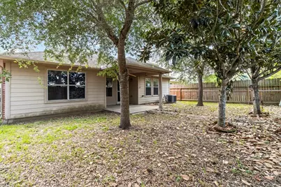 1039 Riverwood Drive, Dickinson, TX 77539 - Photo 19