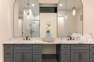 915 Thompson St, Houston, TX 77007 - Photo 33