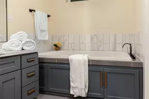 915 Thompson St, Houston, TX 77007 - Photo 33