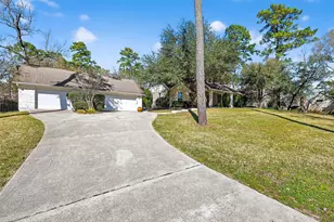 1211 Cypress Ln, Kingwood, TX 77339 - Photo 3