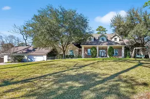 1211 Cypress Ln, Kingwood, TX 77339 - Photo 1