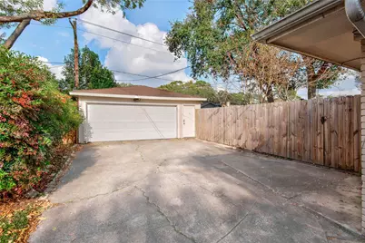 6214 Rutherglenn Drive, Houston, TX 77096 - Photo 23