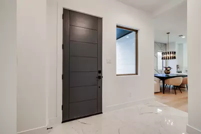 816 W 17th Street, Houston, TX 77008 - Photo 3