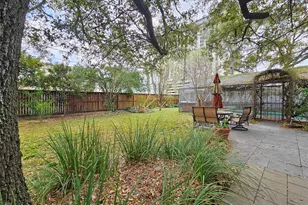 5203 Chesapeake Way, Houston, TX 77056 - Photo 19