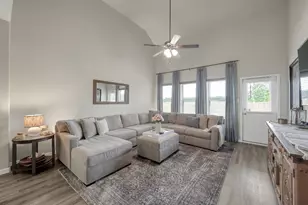 679 Red Elm Ln, Conroe, TX 77304 - Photo 15