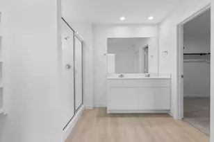 1015 River Coral, Alvin, TX 77511 - Photo 11