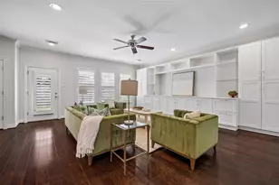 5121 Libbey Ln, Houston, TX 77092 - Photo 3