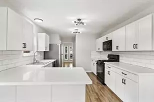 22223 Singleleaf Ln, Tomball, TX 77375 - Photo 5