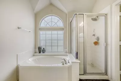 16606 Greenbriar Point Lane, Houston, TX 77095 - Photo 19