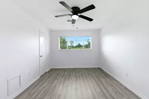 659 Grand Oaks Dr, Houston, TX 77015 - Photo 9