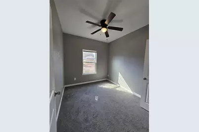 825 Omeara, Montgomery, TX 77316 - Photo 5